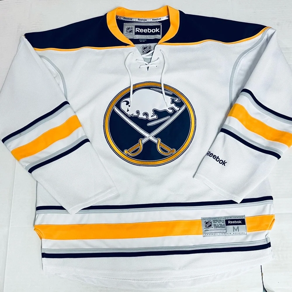 NHL Reebok Buffalo Sabres Men’s Hockey White Jersey White Jersey   SIZE. M - Picture 3 of 13